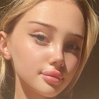 Adorable18Fit Nagie