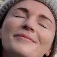 Aisling Bea Nagie