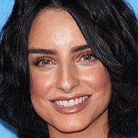 Aislinn Derbez Nagie
