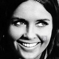 Anjanette Comer Nagie
