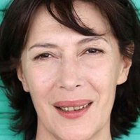 Anne Alvaro Nagie