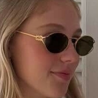 Aurelia Nobels Nagie