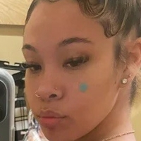 diamond.desirae Nagie