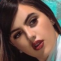 Ely La Bella Nagie