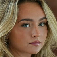 emmaleaanne Nagie
