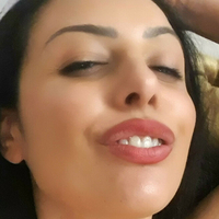 Ezada Sinn / ezada Nagie
