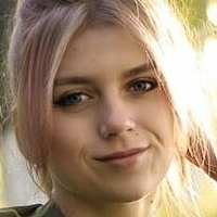 Fox Yuliya Nagie