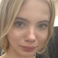 Freya Allan Nagie