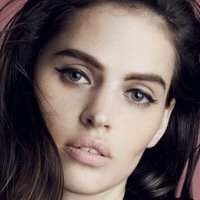 Hana Nitsche Nagie