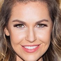 Ines Anioli Nagie