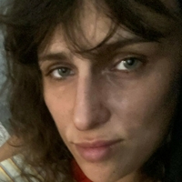 Kaya Eden Green Nagie
