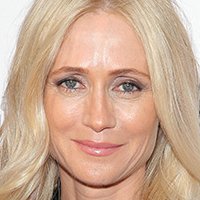 Kelly Rowan Nagie