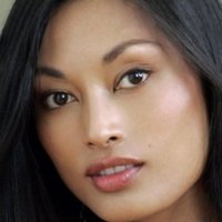 Kira Clavell Nagie