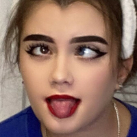 lelyamt Nagie
