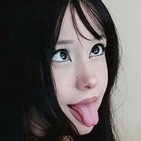 LilithPetite Nagie