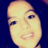 Lucia Canales Nagie