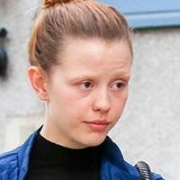 Mia Goth Nagie