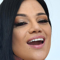 Mona Azar Nagie