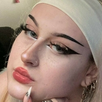 nellyeve Nagie