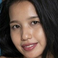 Norah (model) Nagie