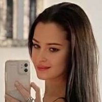 oficialjulianaaherrera Nagie