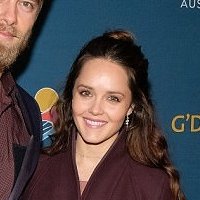 Rebecca Breeds Nagie