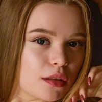 Vivien Midi Nagie