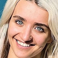 Xia Brookside Nagie