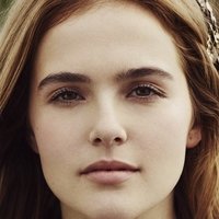 Zoey Deutch Nagie